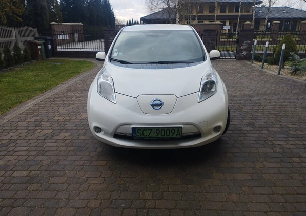 Nissan Leaf cena 40000 przebieg: 85000, rok produkcji 2016 z Zakroczym małe 56